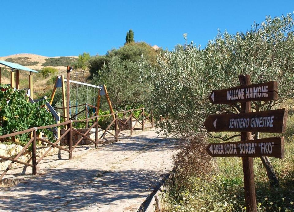 Agriturismo Gelso Castellana Sicula Dış mekan fotoğraf